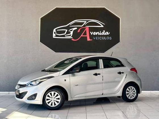 HYUNDAI HB20 1.0 COMFORT 12V FLEX 4P MANUAL HYUNDAI HB20 1.0 COMFORT 12V FLEX 4P MANUAL